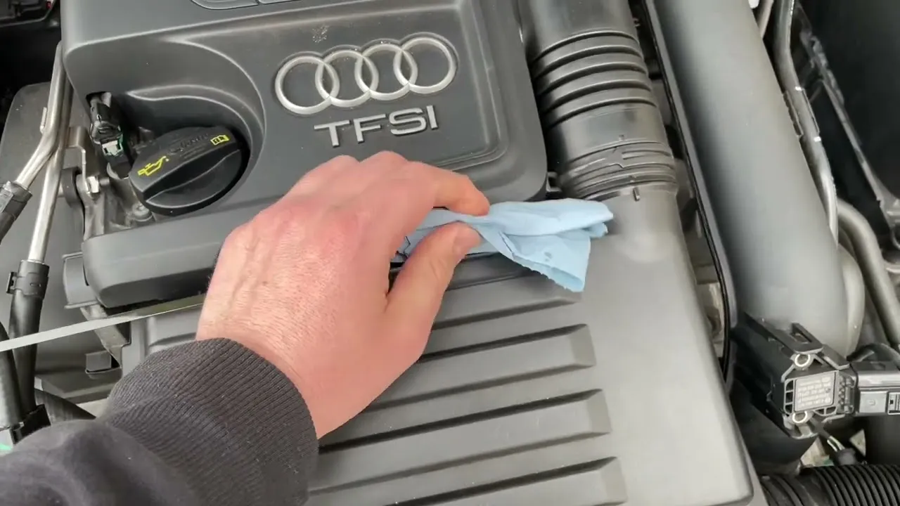 Zdjęcie Motoröl nachfüllen: So vermeiden Sie teure Motorschäden