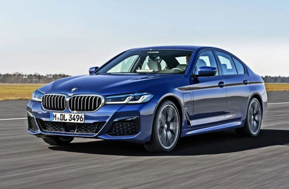 Zdjęcie BMW G30 jaki silnik wybrać – najlepsze opcje dla oszczędności i mocy