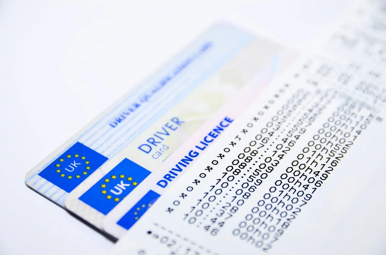 Zdjęcie Kara za brak prawa jazdy w Polsce – wysokie mandaty i poważne konsekwencje