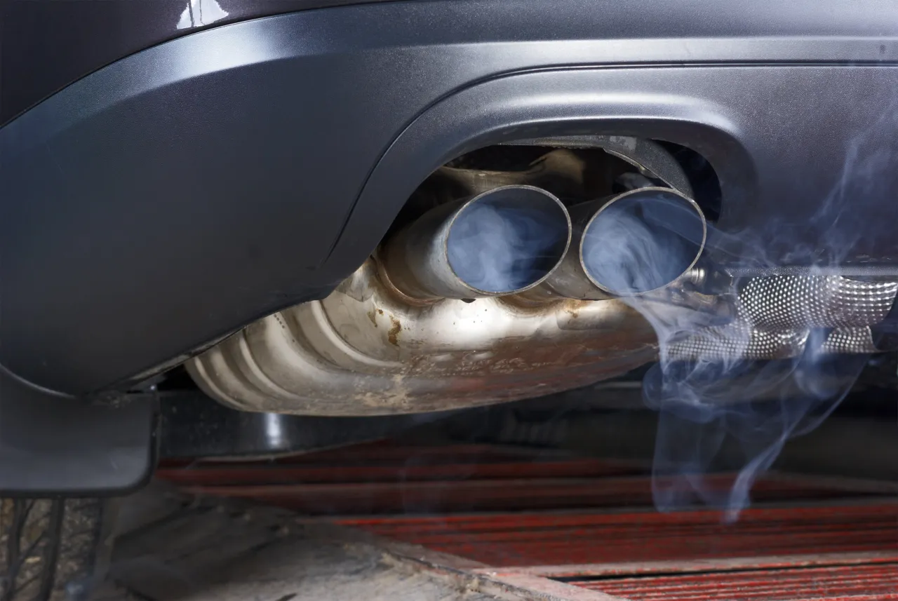 Zdjęcie Czy DPF to katalizator? Poznaj kluczowe różnice i funkcje