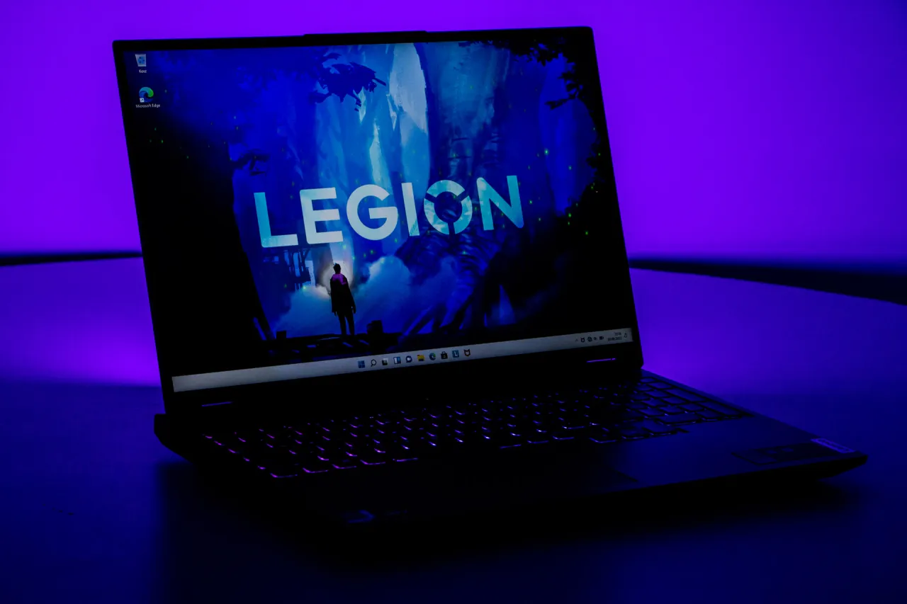 Zdjęcie Najlepsze laptopy gamingowe w 2025 roku – ranking modeli do gier