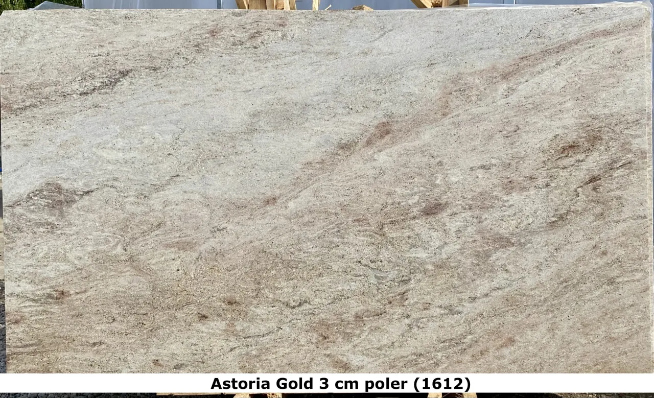 Zdjęcie Granit Astoria Gold: elegancja i trwałość w Twoim wnętrzu