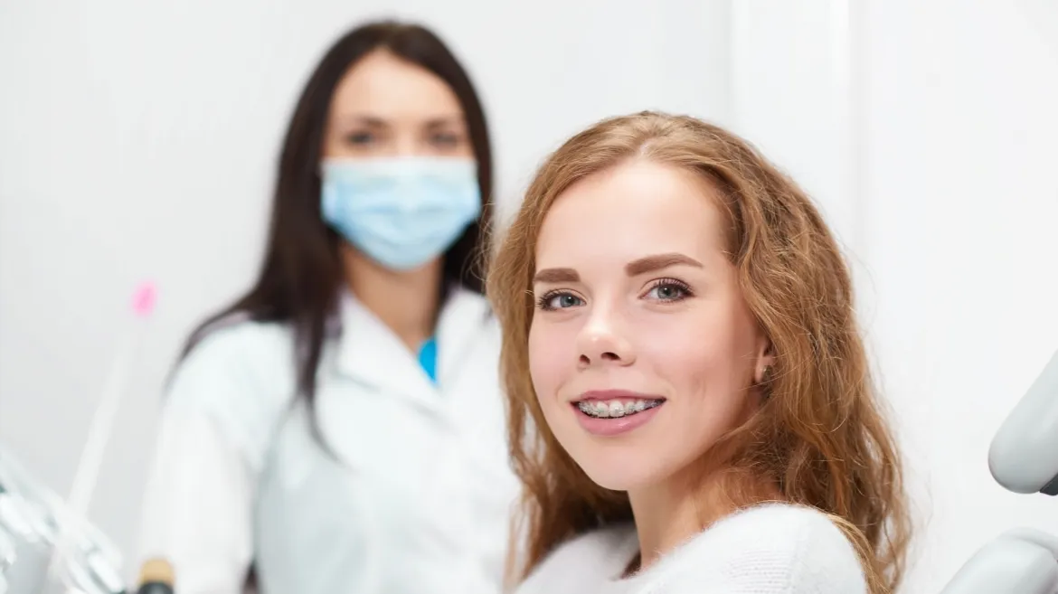 Zdjęcie Lekarz dentysta w Polsce: czy to pełnoprawny lekarz?