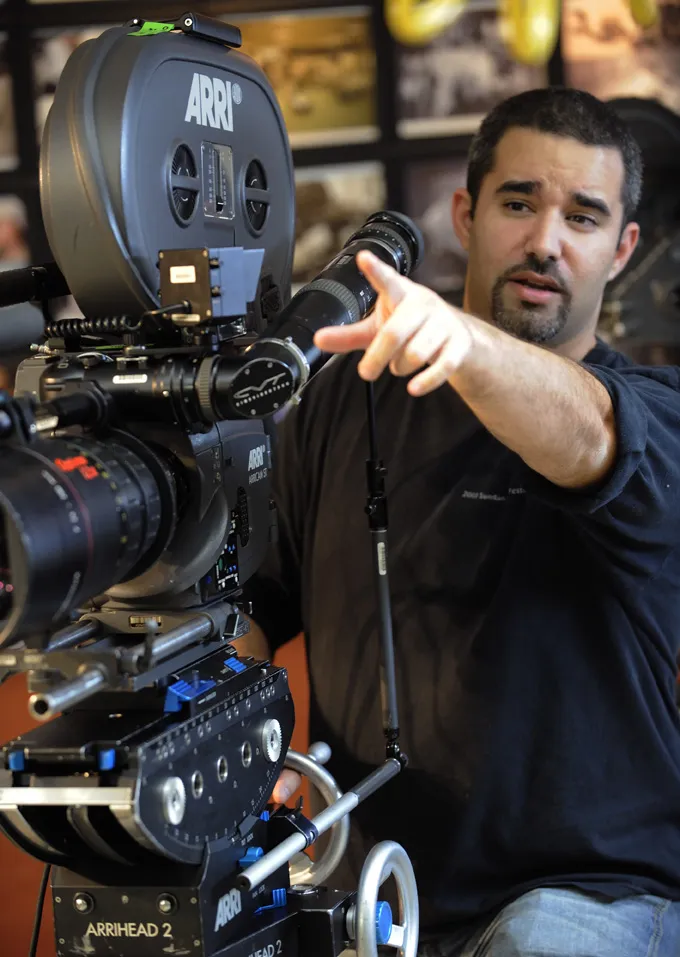 Zdjęcie Co to operator filmowy? Kluczowe role i odpowiedzialności w produkcji