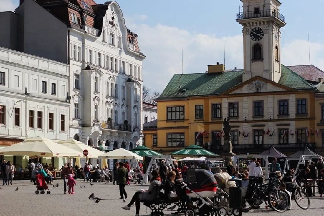 Zdjęcie Cieszyn gdzie zjeść: najlepsze miejsca na pyszne jedzenie w mieście