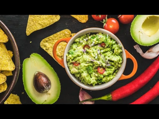 Zdjęcie Guacamole w 5 minut: Prosty przepis, idealne awokado, zero brązowienia