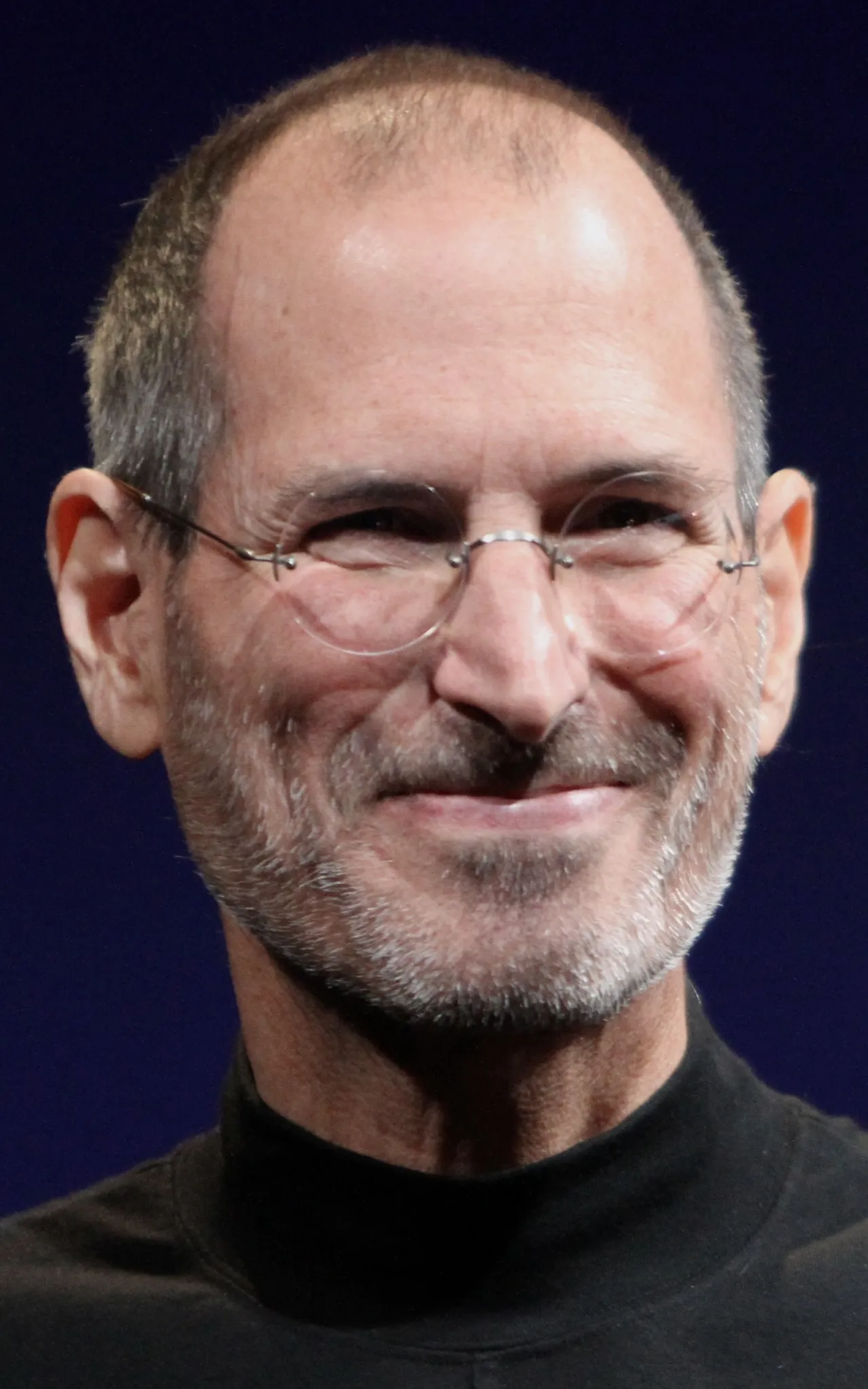 Zdjęcie W którym roku założono Apple? Odkryj fascynującą historię firmy