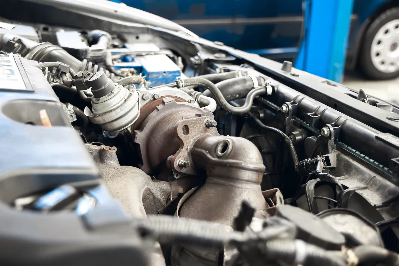 Zdjęcie Jak sprawdzić czy auto ma DPF i uniknąć problemów z emisją