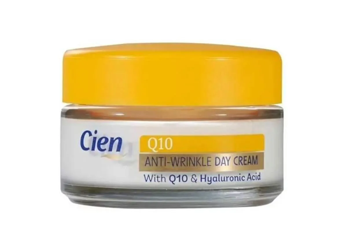 Zdjęcie La mejor crema antiarrugas OCU: ¿por qué Olay Regenerist destaca?