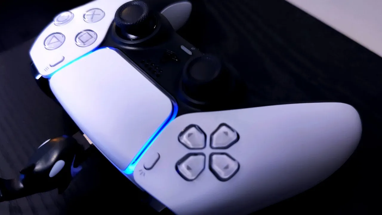 Zdjęcie Jak podłączyć pada PS5 do PC przez kabel - proste kroki i porady