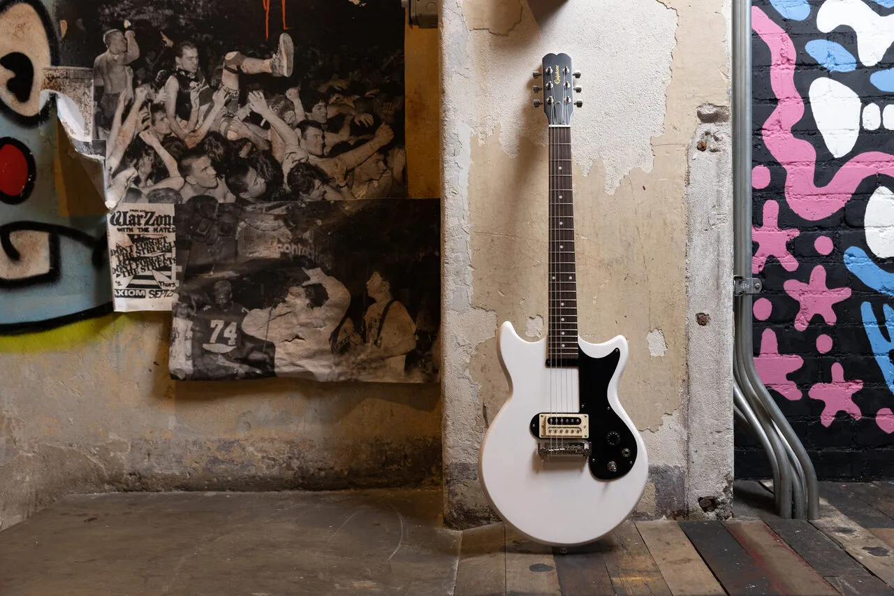 Zdjęcie Ile waży gitara elektryczna? Odkryj różnice między modelami