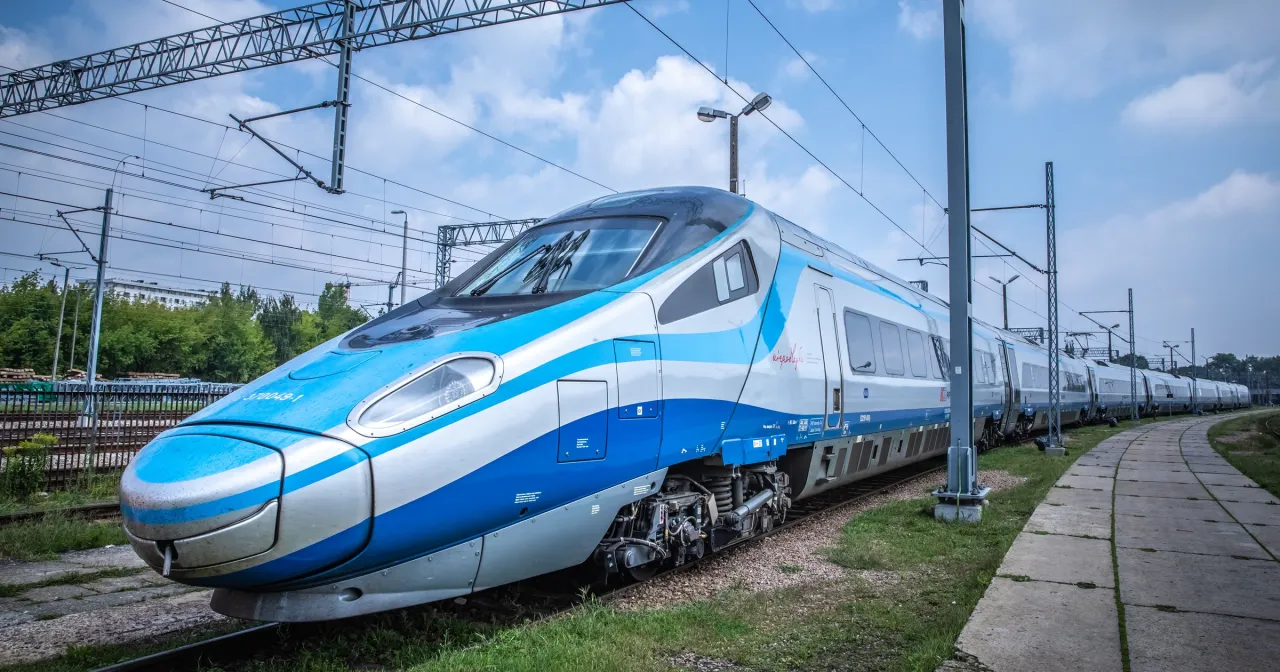 Zdjęcie Pendolino EIP czy EIC - poznaj kluczowe różnice i wybierz lepiej
