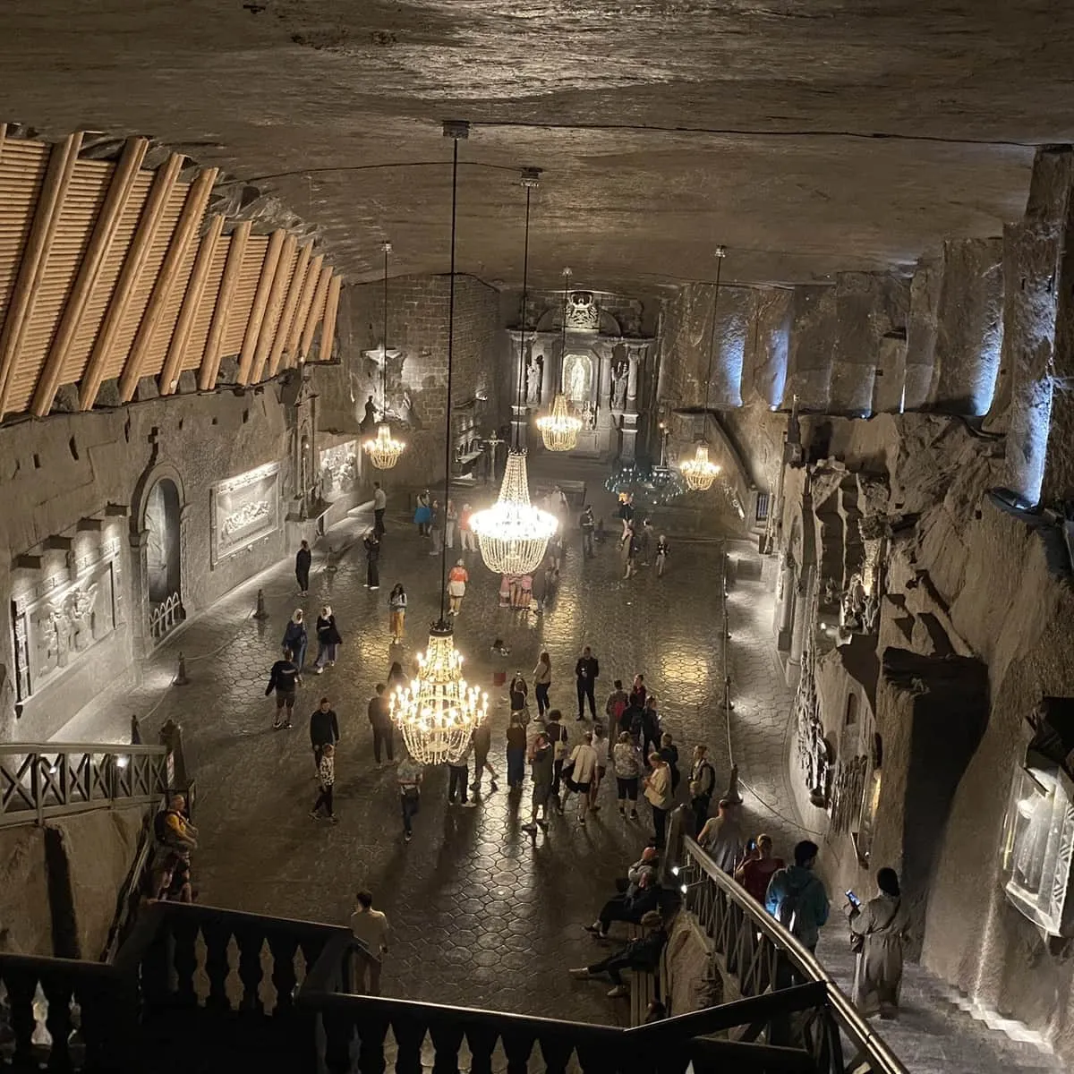 Zdjęcie Ile jest schodów w Wieliczce? Zaskakujące fakty o kopalni soli