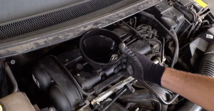 Zdjęcie Ford Focus Mk3 wymiana oleju co ile - uniknij kosztownych błędów