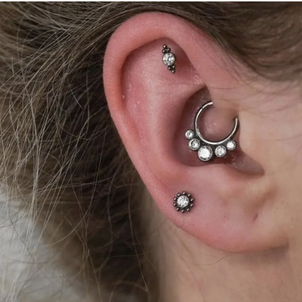 Zdjęcie Najlepsze salony piercingu w Warszawie – gdzie bezpiecznie zrobić piercing?