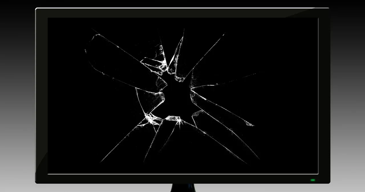 Zdjęcie Ile kosztuje czyszczenie matrycy w telewizorze? Sprawdź, zanim zapłacisz