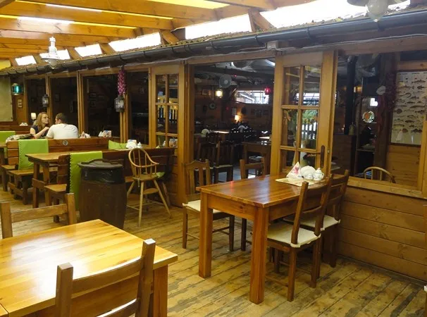 Zdjęcie Gdzie zjeść w Jastrzębiej Górze? Najlepsze restauracje i smaki