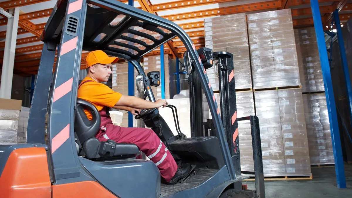 Zdjęcie Operator koparki Niemcy: Zarobki 2024 - Ile zarobisz?