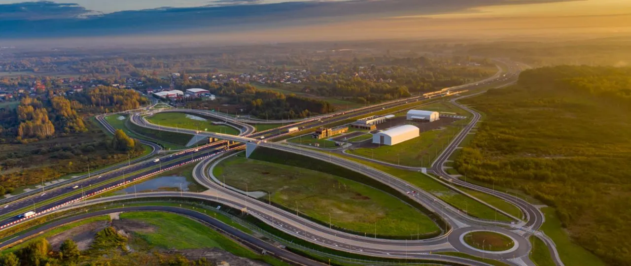Zdjęcie Ile km autostrad ma Polska? Zaskakujące fakty o infrastrukturze drogowej