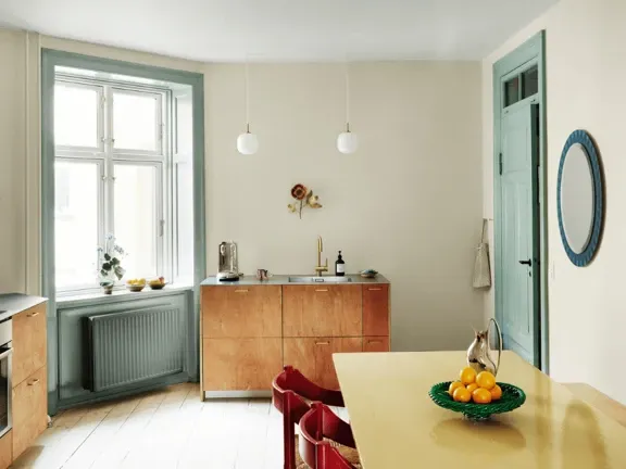 Zdjęcie Jaka farba do kuchni? Wybierz plamoodporną i zmywalną!