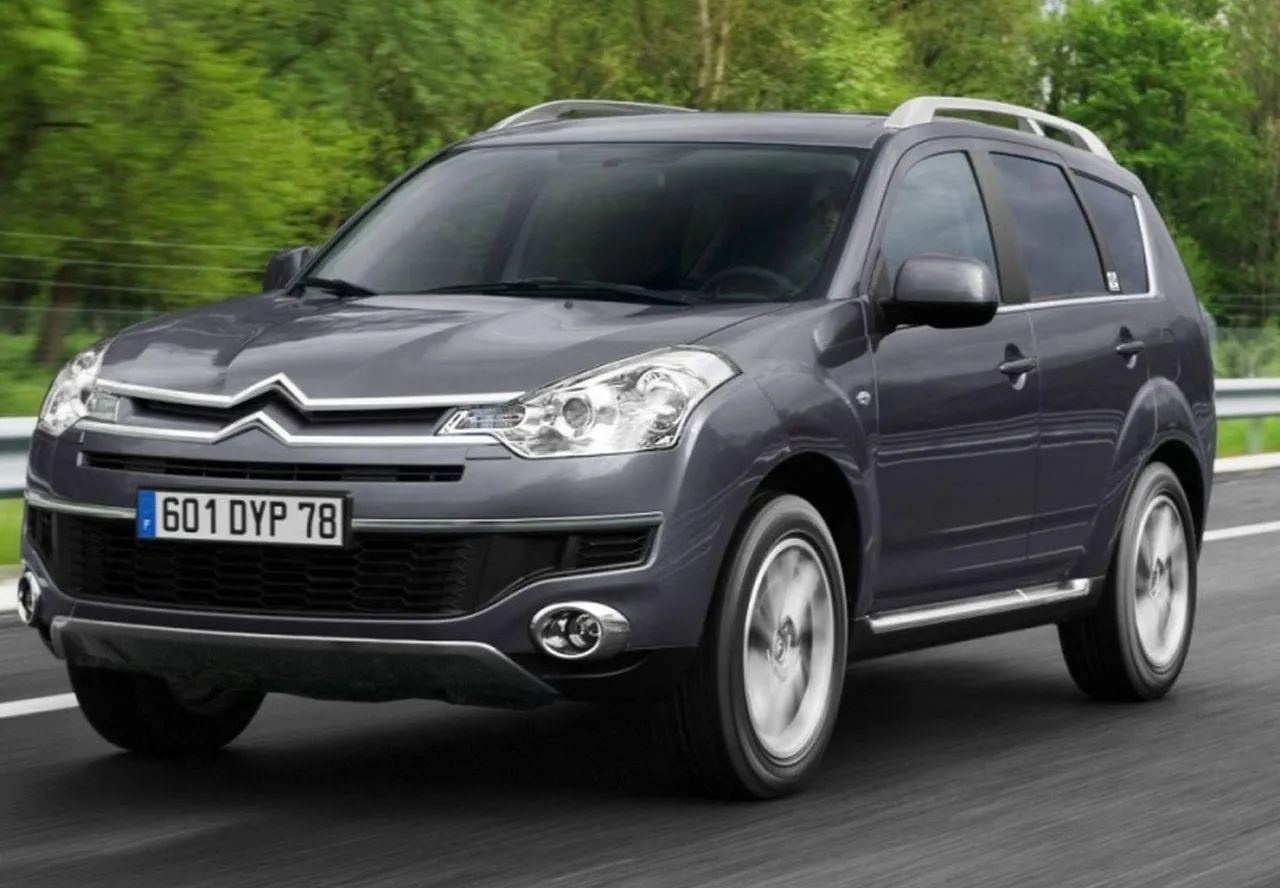 Zdjęcie Citroen C-Crosser: Japoński SUV z francuskim znaczkiem? Warto kupić?