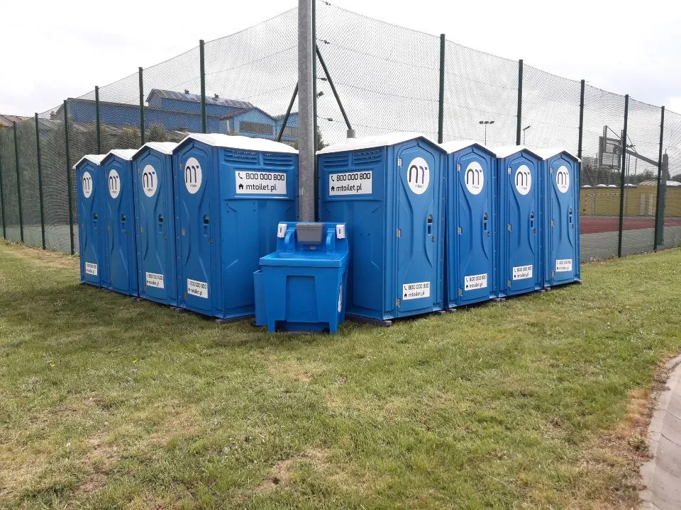 Zdjęcie Ile kosztuje wynajem toi toi na miesiąc? Sprawdź ceny i ukryte koszty