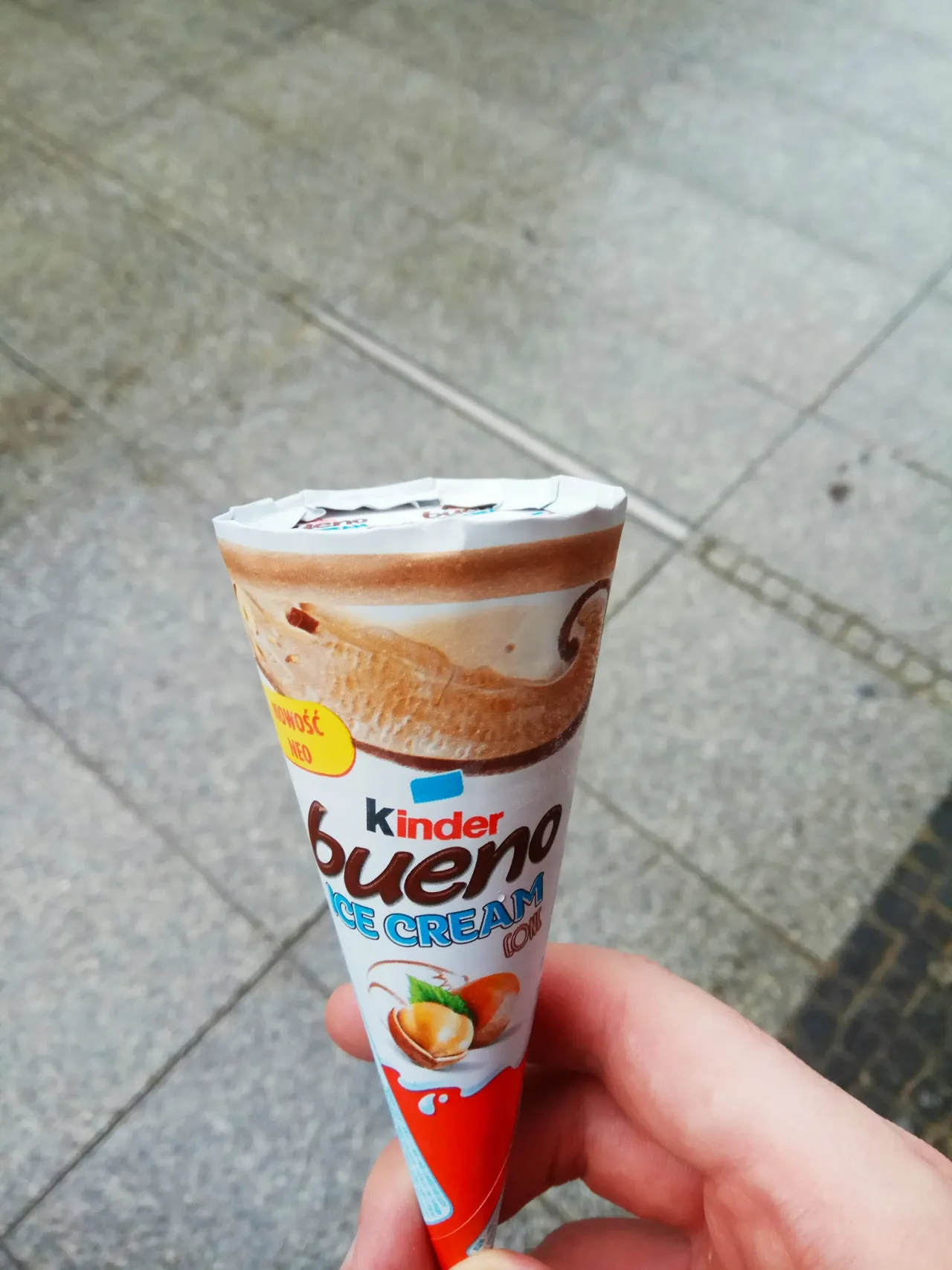 Zdjęcie Gdzie kupić lody Kinder Bueno? Sprawdź dostępność w sklepach