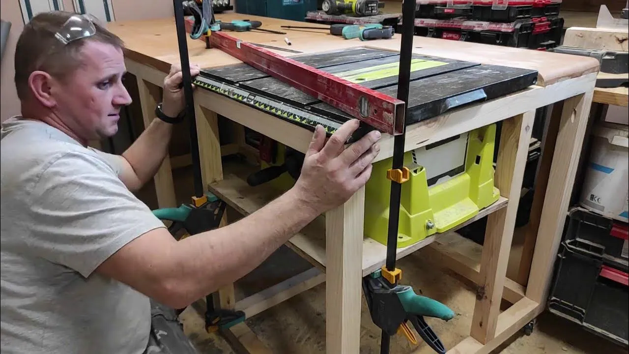 Zdjęcie Jak zrobić stół do warsztatu - proste kroki i materiały, które musisz znać