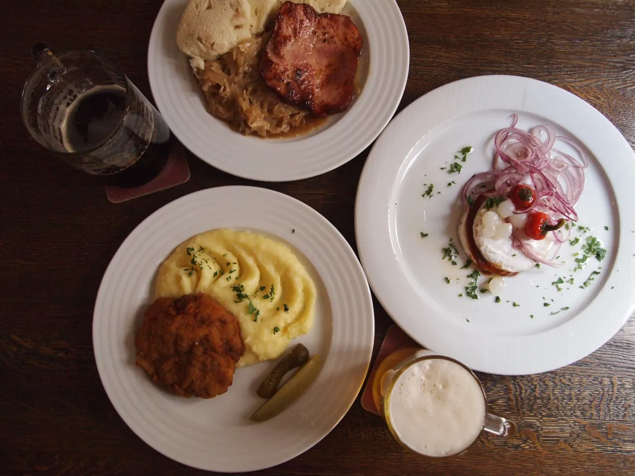 Zdjęcie Gdzie zjeść w Pradze: najlepsze miejsca na tradycyjne i nowoczesne dania