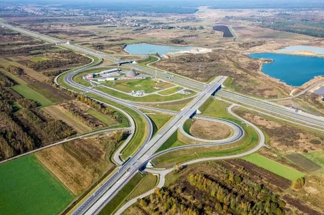 Zdjęcie Otwarcie autostrady A4 Rzeszów-Jarosław: Co musisz wiedzieć o historii budowy
