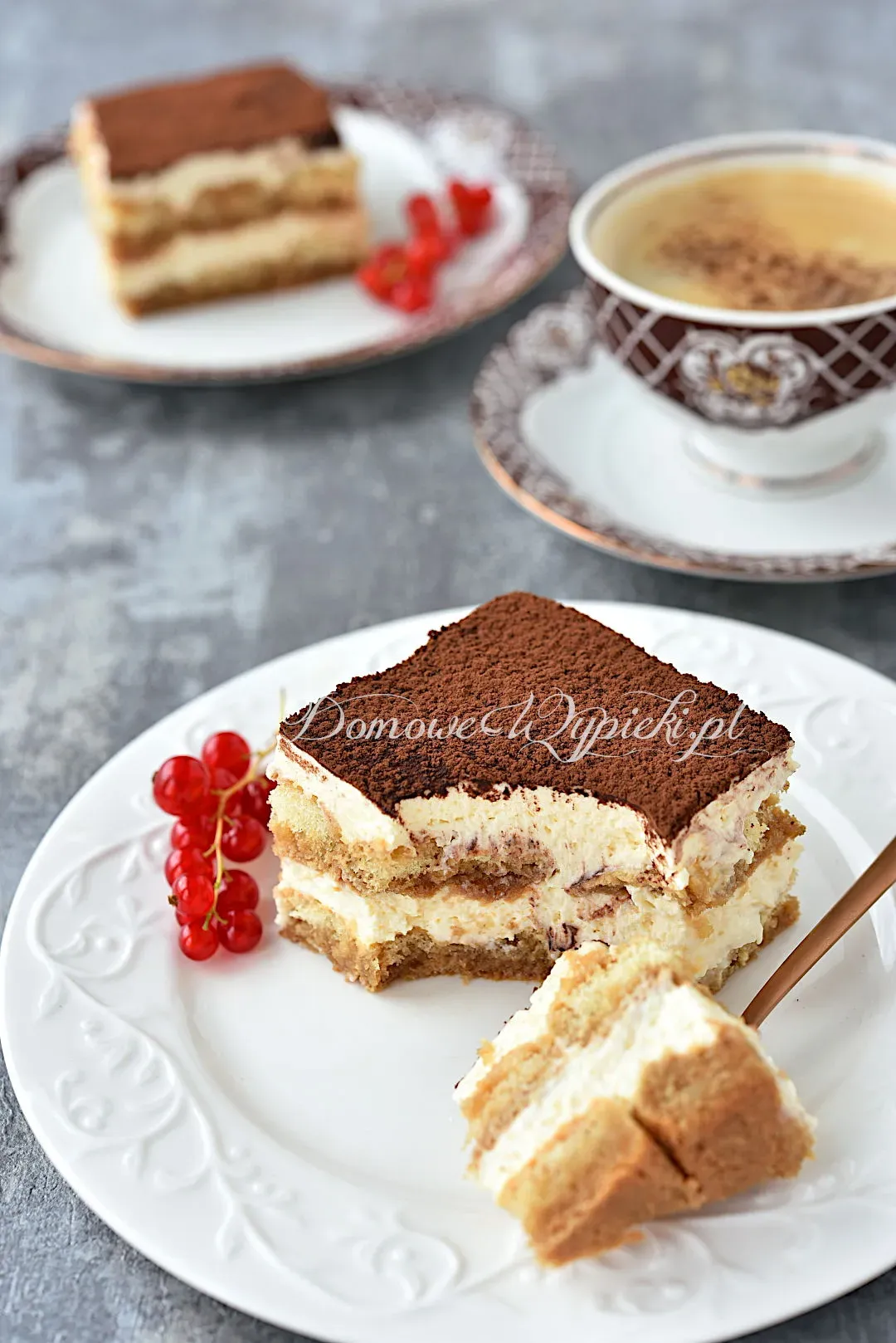 Zdjęcie Czym posypać tiramisu, aby zachwycić smakiem i wyglądem?