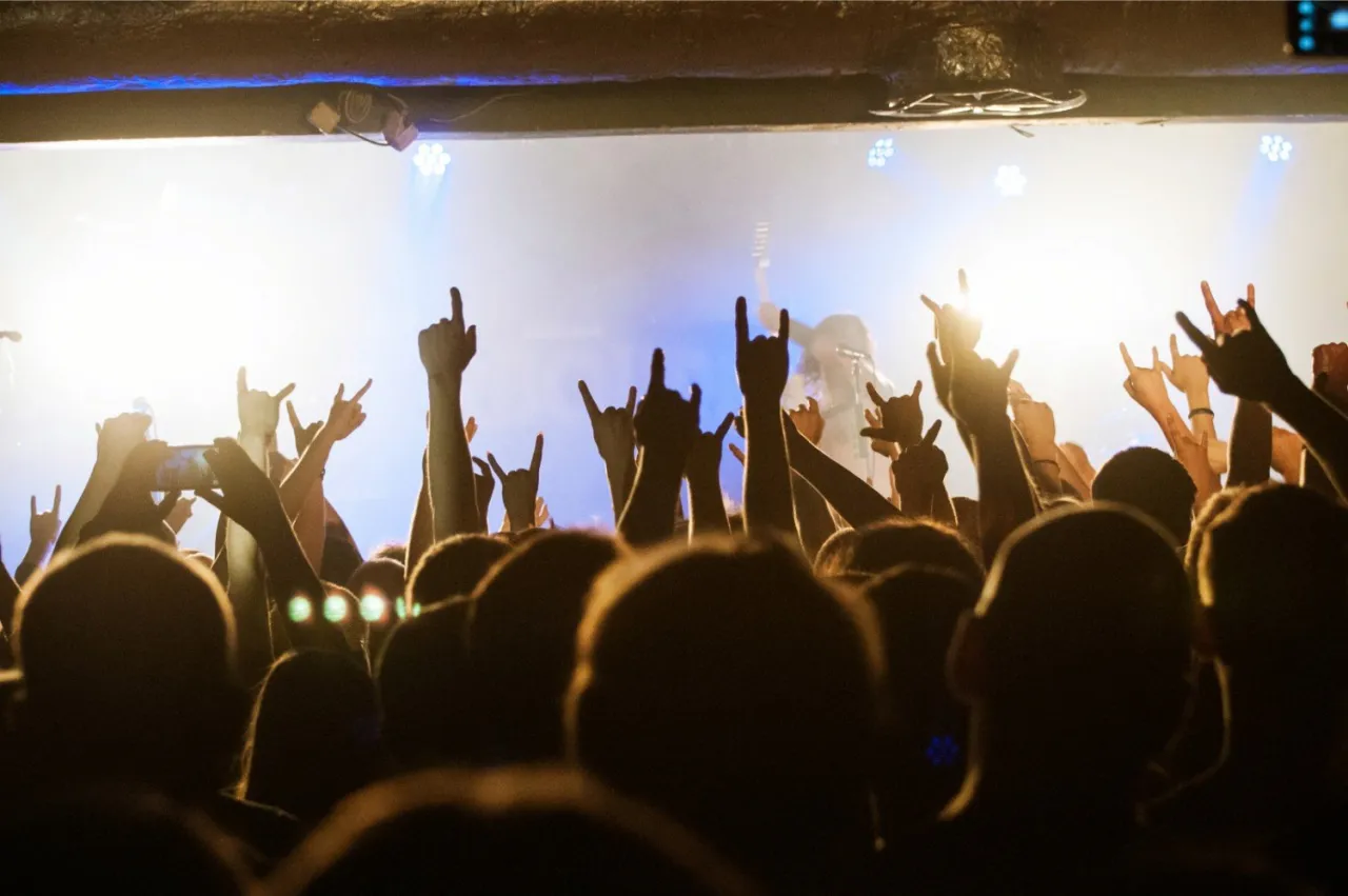 Zdjęcie Gdzie zagrać koncert w Warszawie? Odkryj najlepsze miejsca i ich zalety