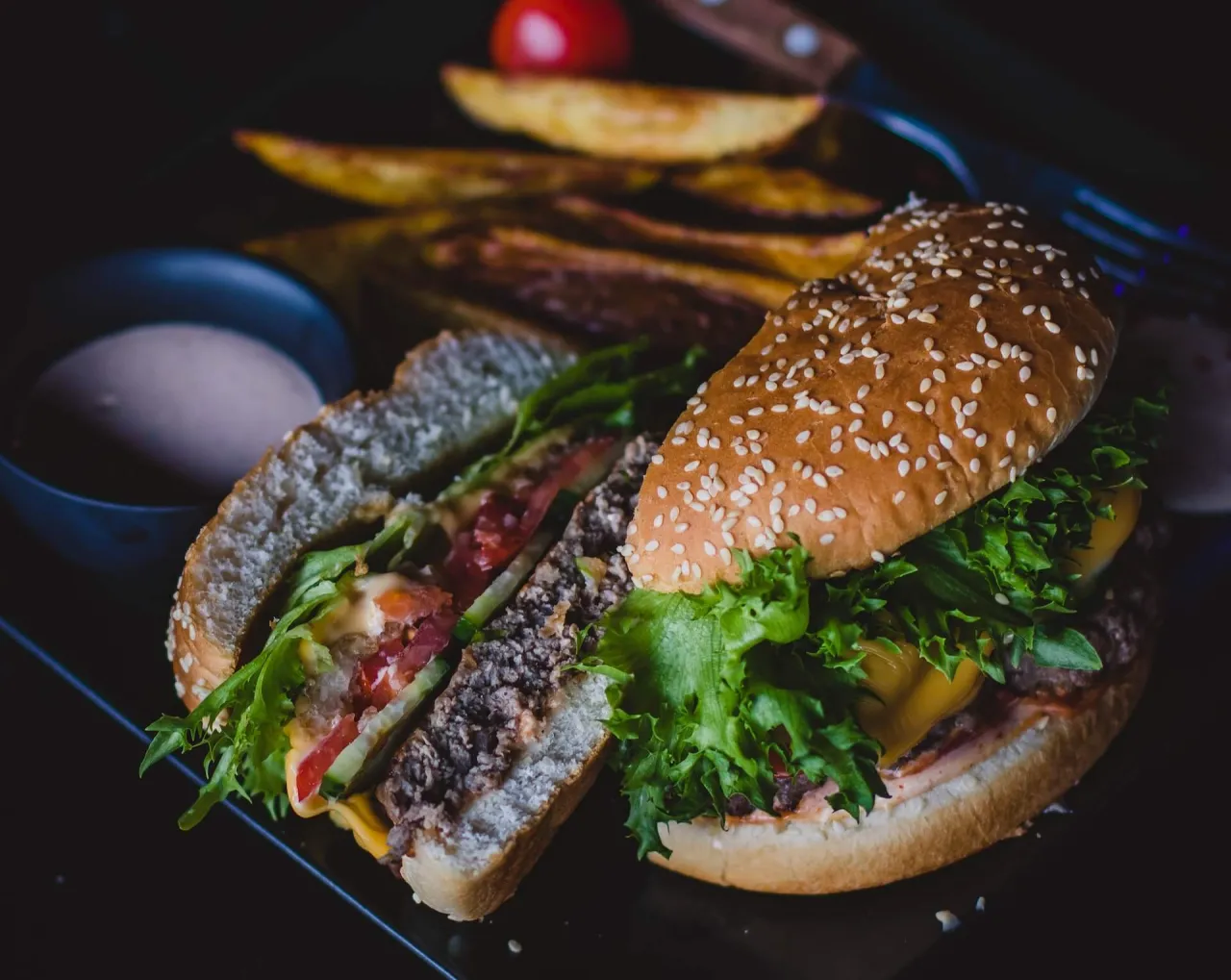 Zdjęcie Burgery jak z McDonald's - Proste przepisy na domowe smaki