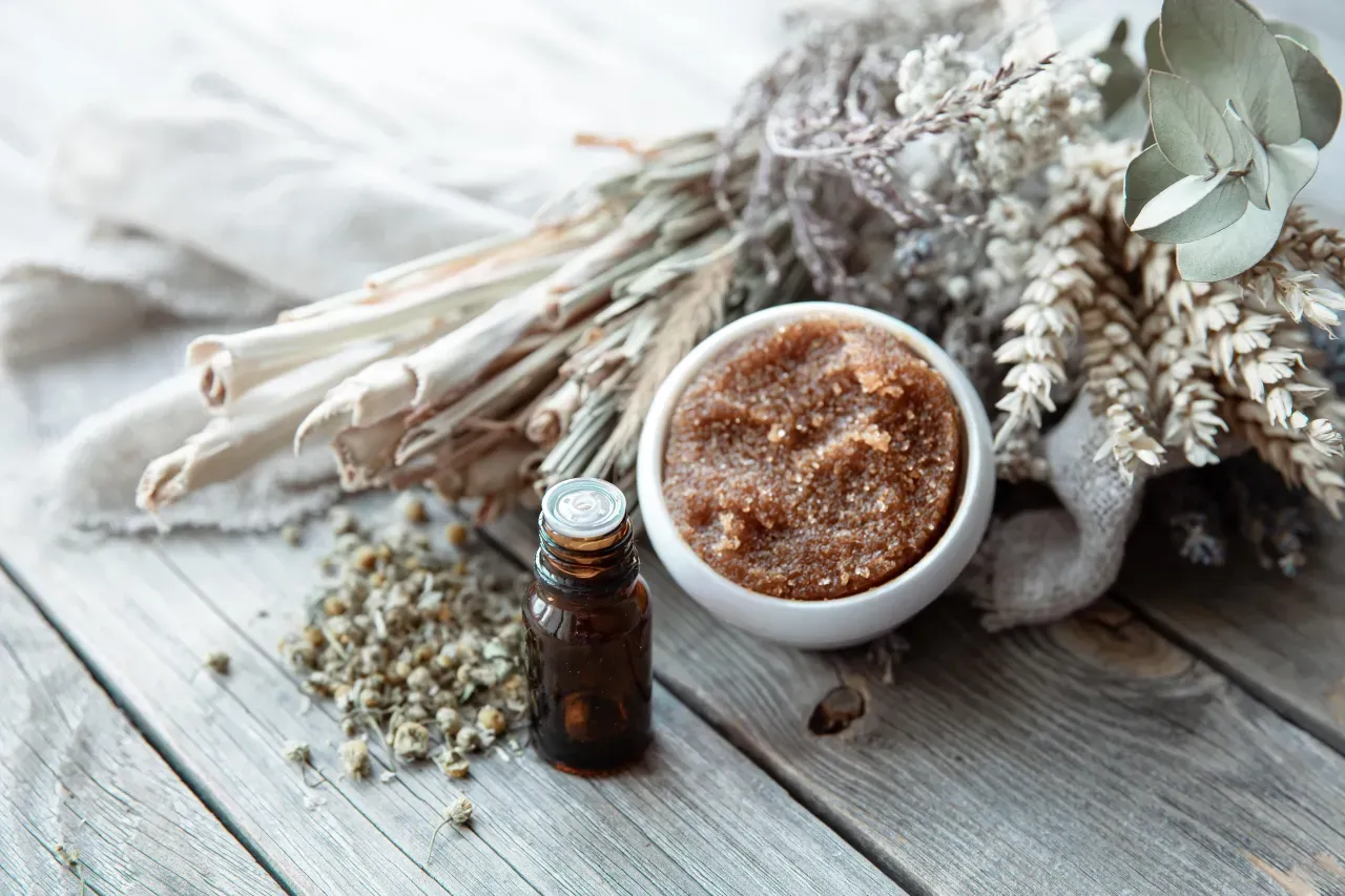 Zdjęcie Peeling przed czy po saunie – co przynosi lepsze efekty dla skóry?