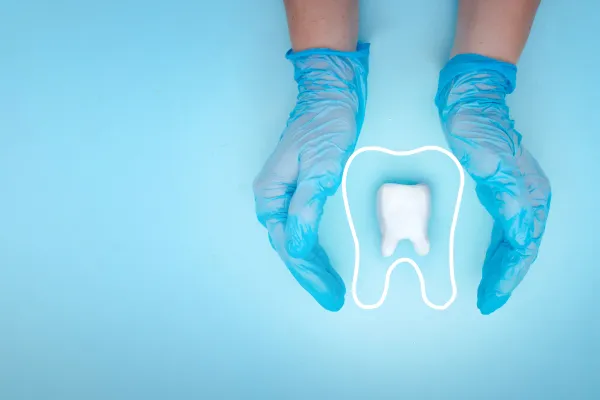 Zdjęcie Co dentysta robi z wyrwanym zębem? Ważne informacje o utylizacji