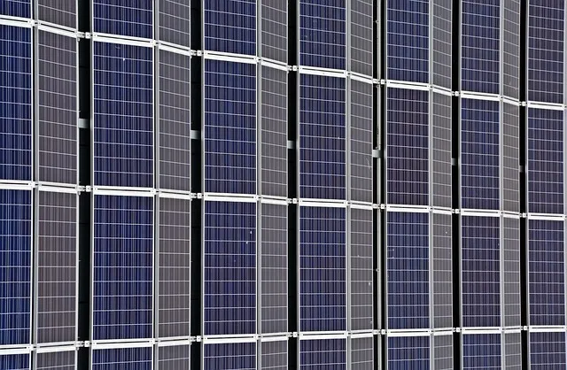 Zdjęcie Gdzie są elektrownie słoneczne w Polsce? Odkryj ich lokalizacje i potencjał