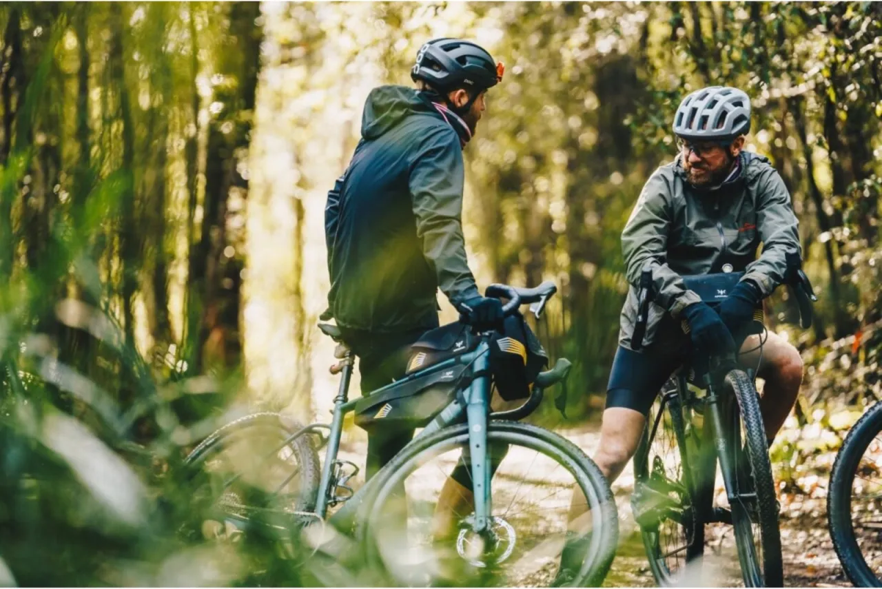 Zdjęcie Opona drutowa czy zwijana – która lepsza dla Twojego roweru?