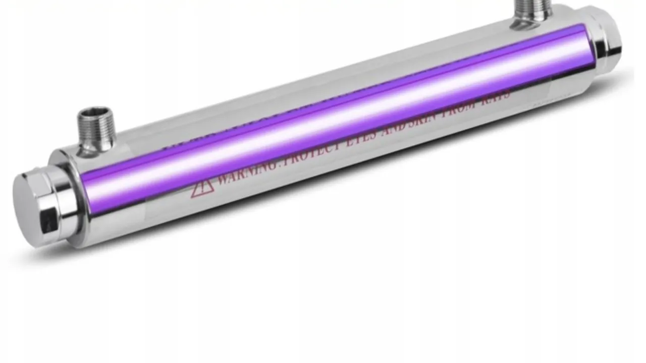 Zdjęcie Jak skutecznie używać lampy UV w akwarium dla lepszej wody