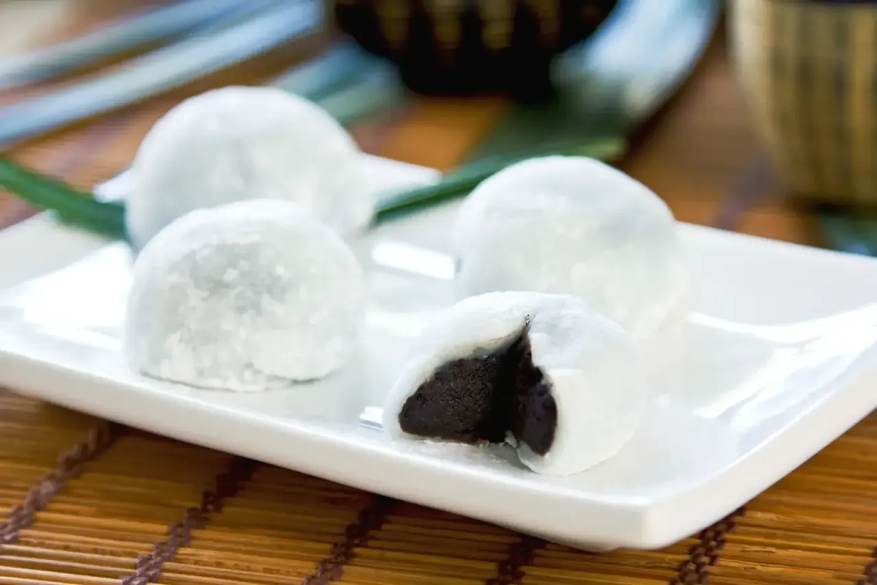 Zdjęcie Jak smakuje mochi? Odkryj niezwykłe smaki i tekstury tego przysmaku