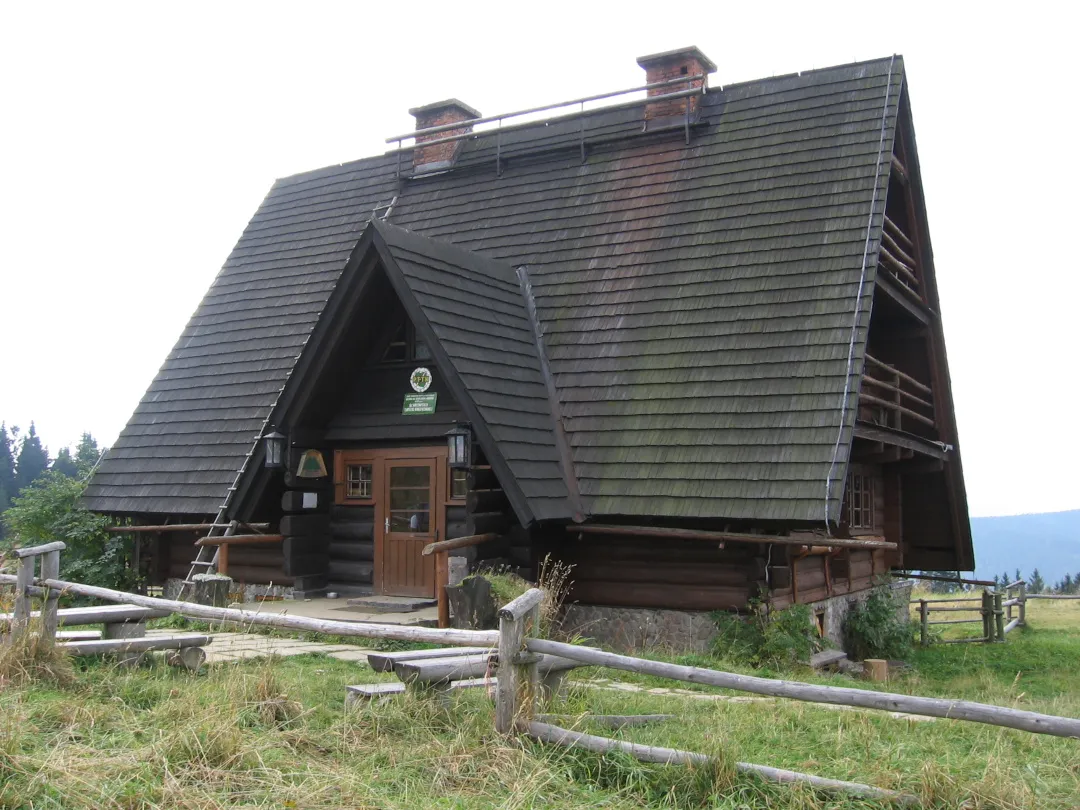 Zdjęcie Bacówka na Krawcowym Wierchu - idealne miejsce na górski wypoczynek