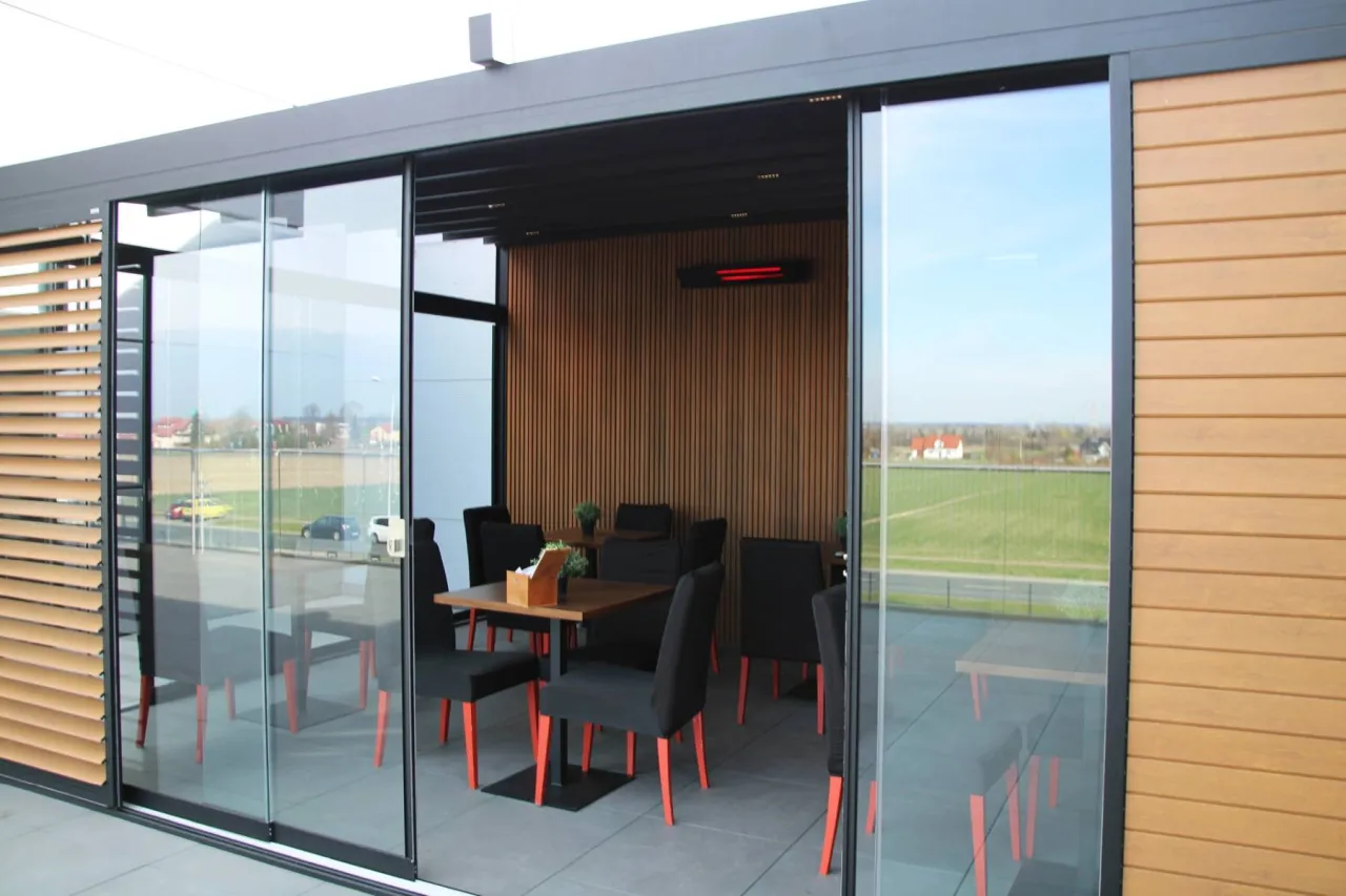 Zdjęcie Skuteczne sposoby na to, czym ogrzać taras i cieszyć się ciepłem