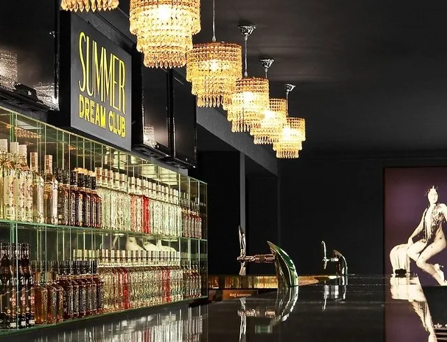 Zdjęcie Gdzie można potańczyć w Ustce? Odkryj najlepsze kluby i imprezy