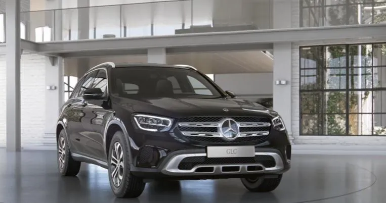Zdjęcie Mercedes GLC 300 4Matic - pełne specyfikacje i porównania SUV-ów