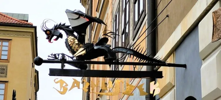 Zdjęcie Legenda o bazyliszku autor - kto naprawdę stworzył tę opowieść?