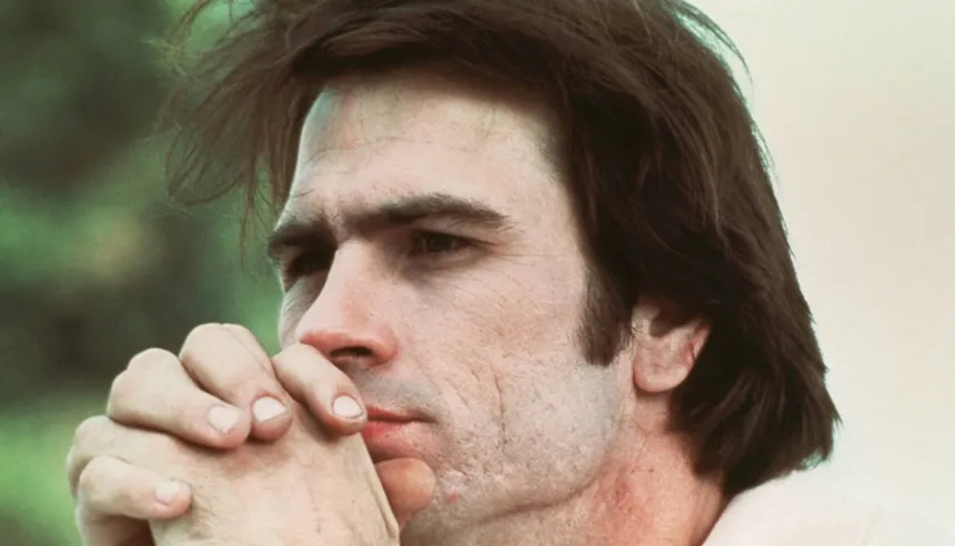 Zdjęcie Jak Tommy Lee Jones w Ściganym - pełny cytat i jego kontekst w Kilerze