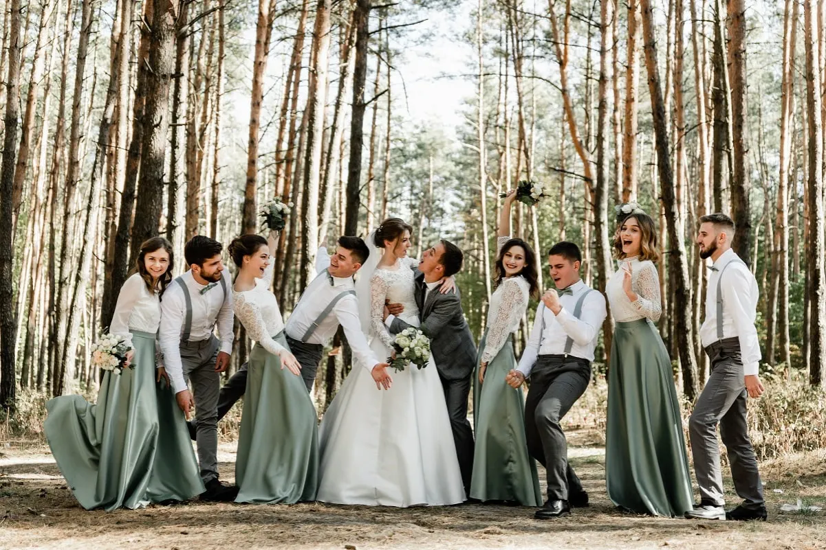 Zdjęcie Ile się daje bratu na wesele? Odpowiednia kwota i pomysły na prezent