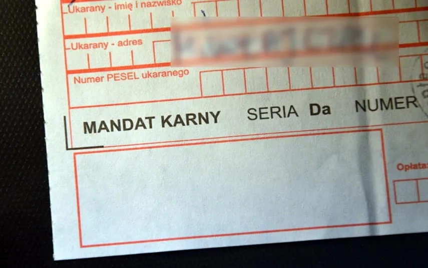Zdjęcie Ile jest czasu na zapłacenie mandatu? Sprawdź, co grozi za zwłokę