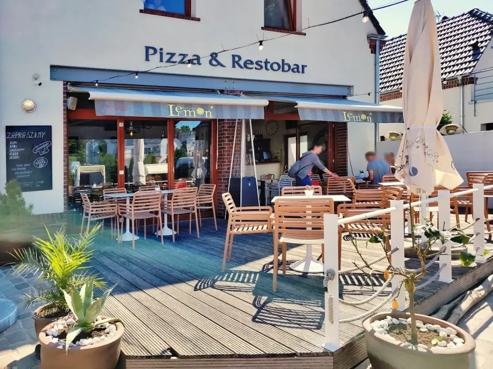 Zdjęcie Gdzie zjeść w Mosznej? Najlepsze restauracje i lokale gastronomiczne