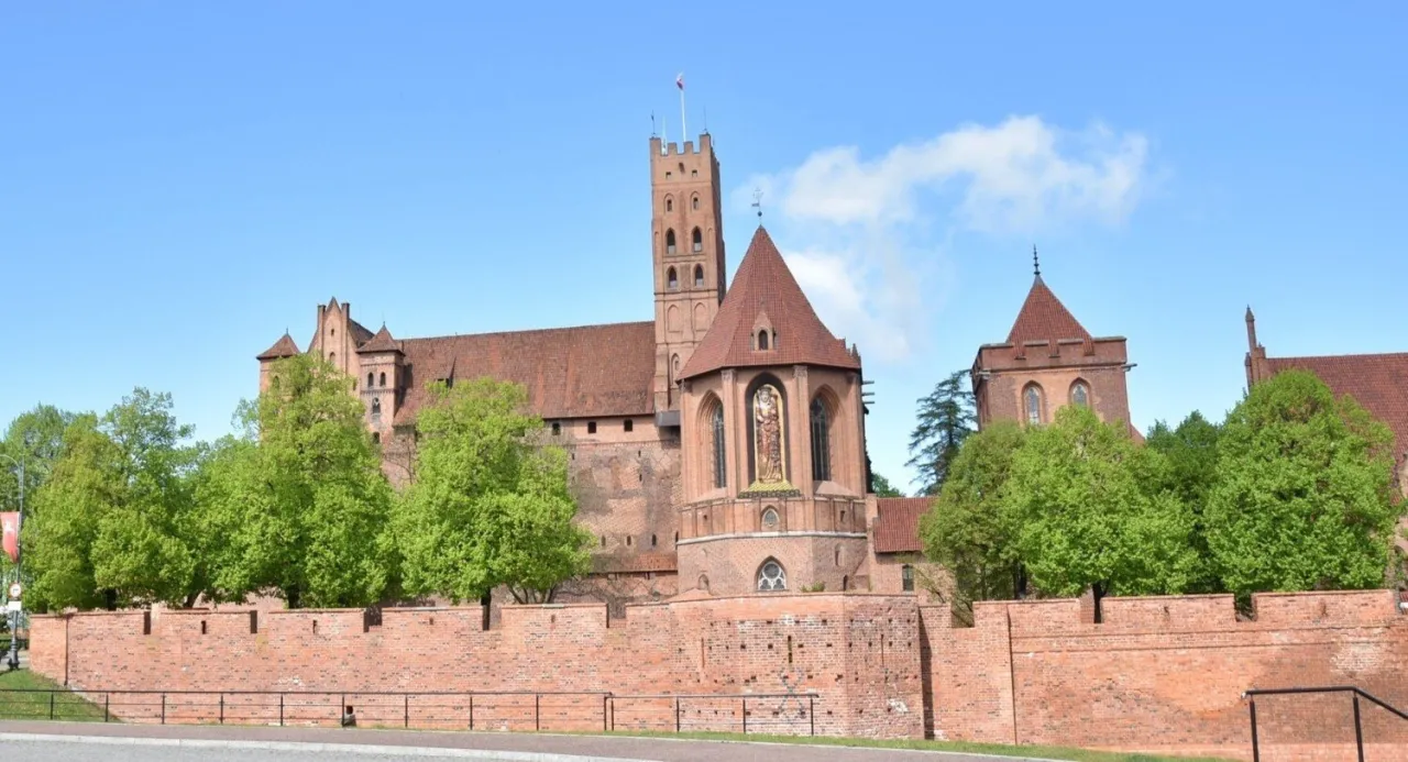 Zdjęcie Cennik biletów do zamku w Malborku – poznaj ceny na każdą porę roku