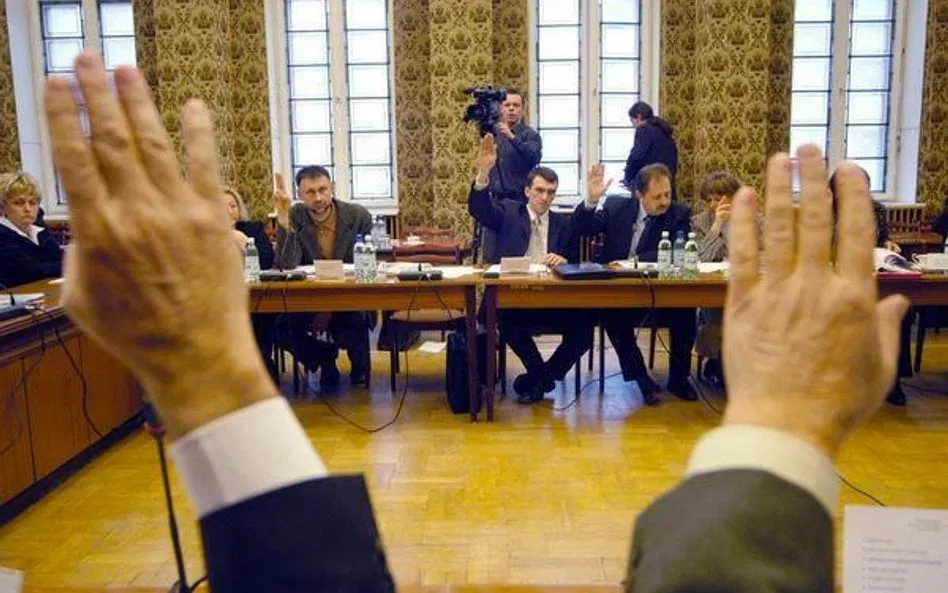 Zdjęcie Jak odwołać prezesa spółdzielni mieszkaniowej krok po kroku i uniknąć problemów